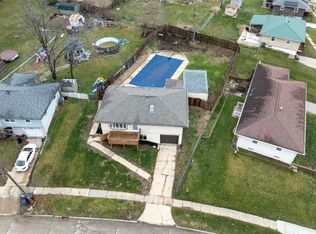 3115 Woodland Dr SW, Cedar Rapids, IA 52404