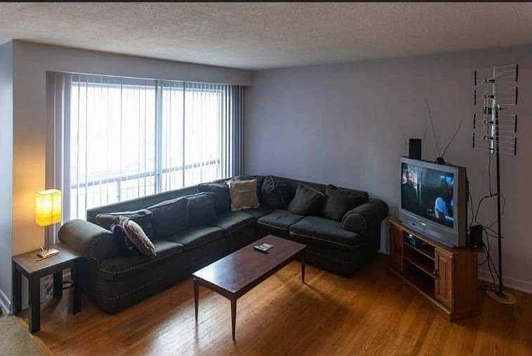 2nd image of 30 Newstead Cres