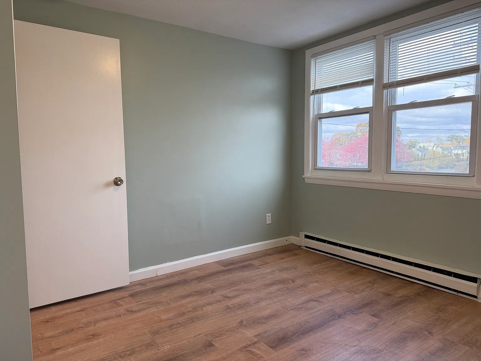 1 bed, $1,300 — Photo 4