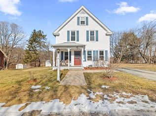 12 Peacedale Ave, Worcester, MA 01607