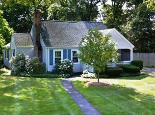 18 Euclid Ave, Natick, MA 01760
