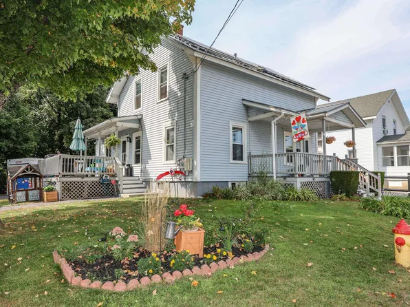 4 Paris Terrace, Manchester, NH 03102