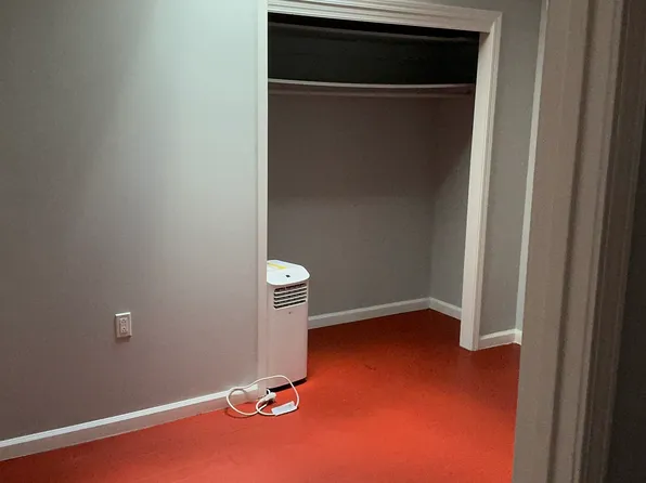 818 Elsmere Place image 4 of 9