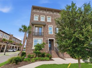 500 Altamaha St, Savannah, GA 31401