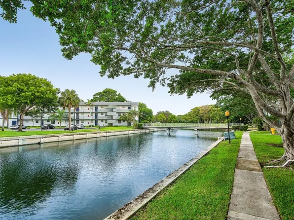 8360 Sands Point Boulevard #G309, Tamarac, FL 33321