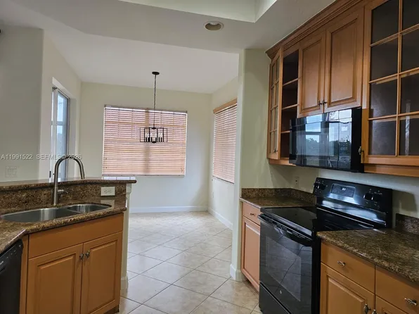 (undisclosed Address), Pompano Beach, FL 33060