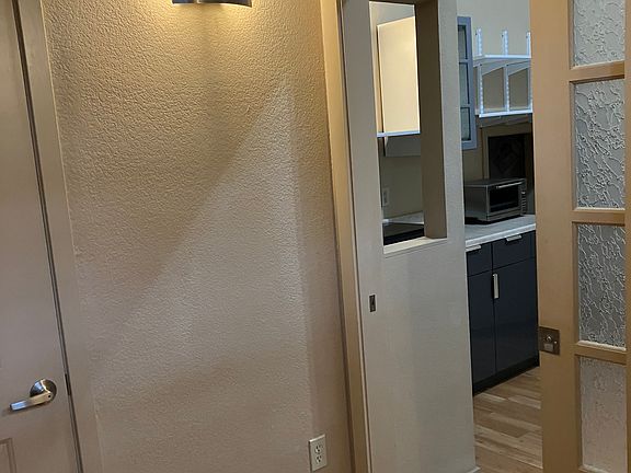 Entry area