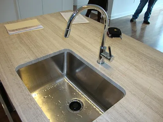 Rented by Camhi NYC Realty Inc | media 55