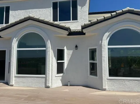 1522 Maxwell Ln, Vista, CA 92084