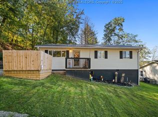 5414 Sierra Ln, Cross Lanes, WV 25313