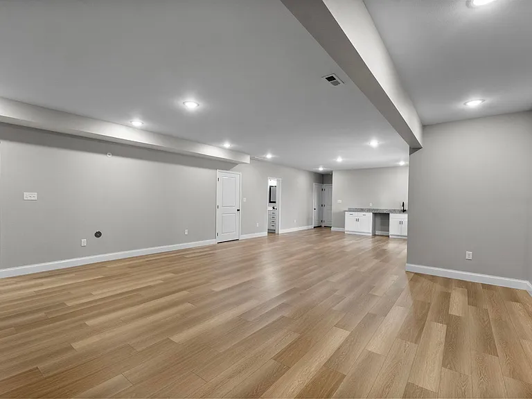 524 Old Poplar Rd — Photo 24