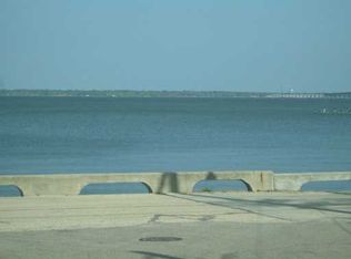 121 Leonhard Ave, Bay Saint Louis, MS 39520