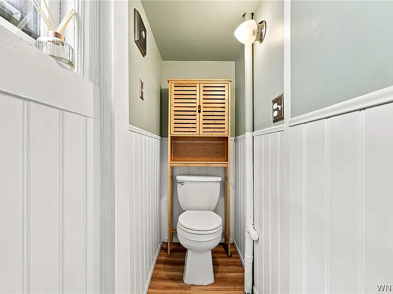 304 W Delavan Ave — Photo 13