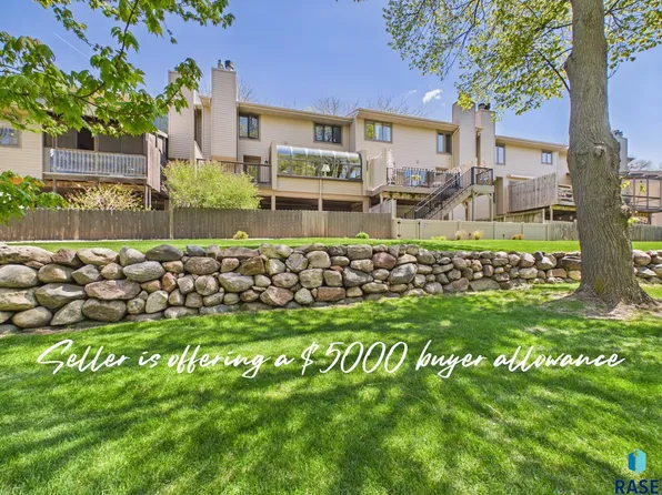 4307 S Townpark Pl, Sioux Falls, SD 57105