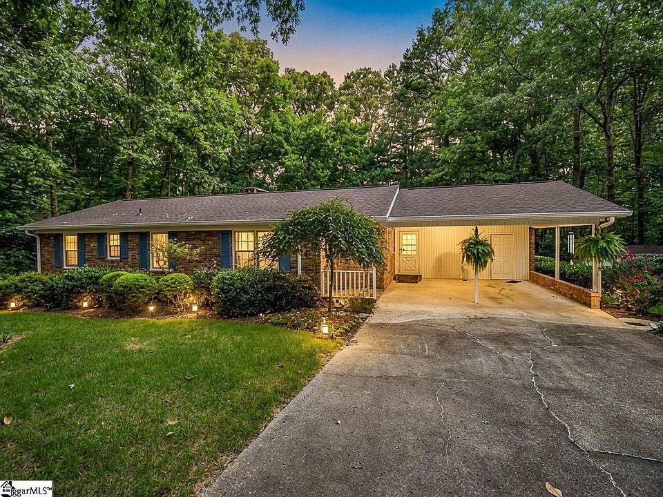 1st image of 104 Dill Cir