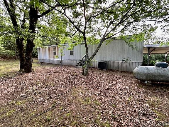 2nd image of 115 Cheryl Ln