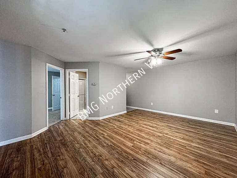 635 Constellation Sq SE #G — Photo 4