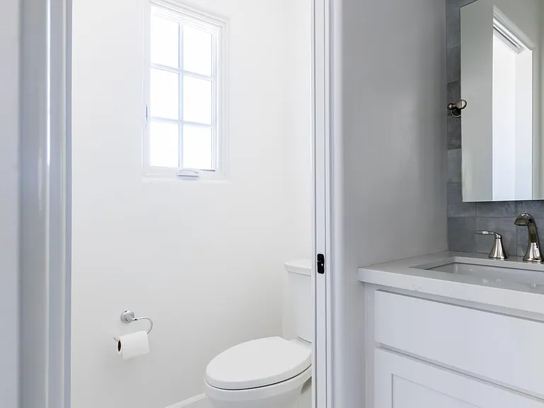 431 Marsh St #202 — Photo 16