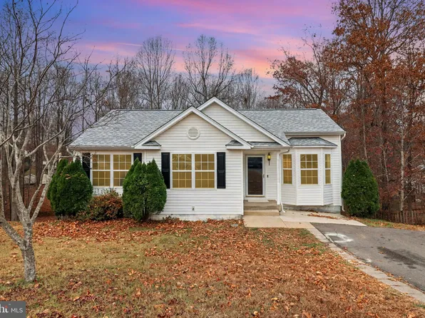 47 Cherry Laurel Dr, Fredericksburg, VA 22405