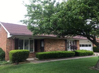 2945 Avery Cir, Springfield, OH 45503