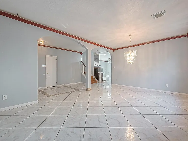 9407 Demsey Mill Dr — Photo 7