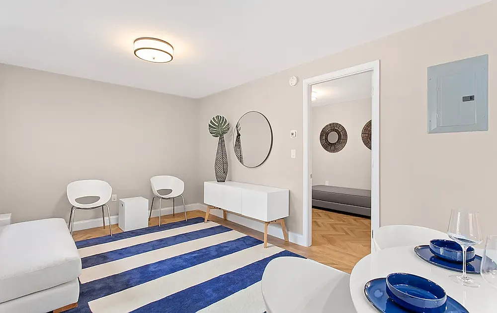 305 East 86th Street — Photo 1