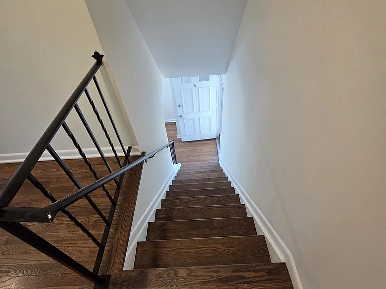 298 E North St #298 — Photo 13