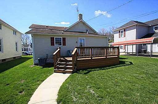 1st image of 1062 W North St