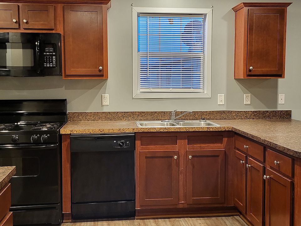 2nd image of 4543 Tudor Ln #339