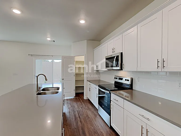 5607 Lighting Hope Ct — Photo 4