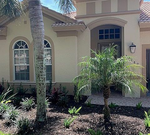 2nd image of 23180 Oakglen Ln