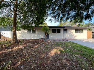 4381 Shore Acres Blvd NE, Saint Petersburg, FL 33703