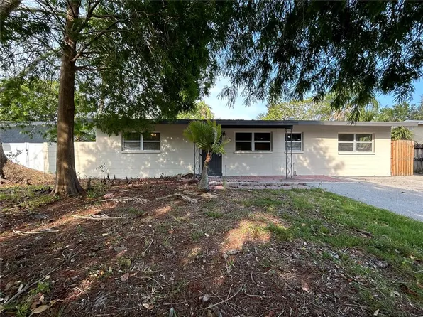 4381 Shore Acres Blvd NE, Saint Petersburg, FL 33703