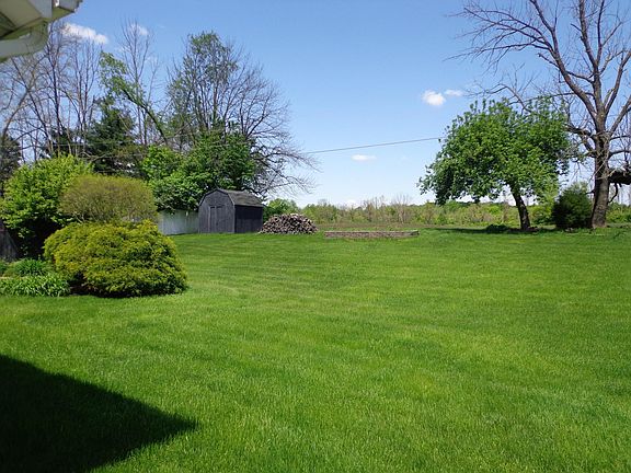 5th image of 2276 Rainbow Dr NE