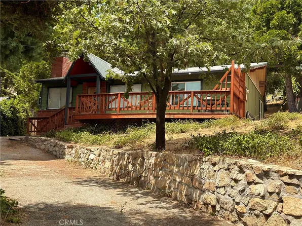 2430 Spring Oak Dr, Running Springs, CA 92382