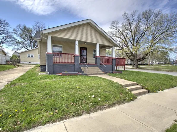 905 E Clay St, Decatur, IL 62521