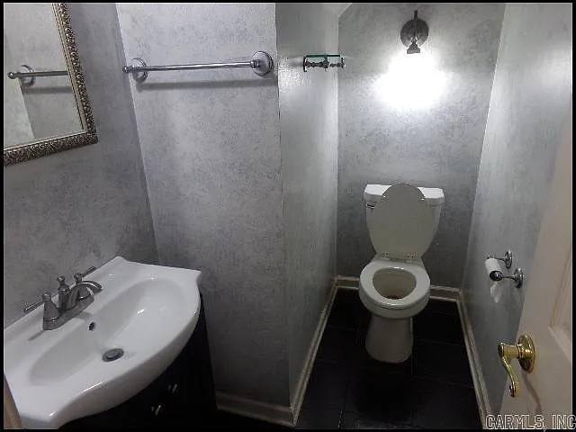 403 S Fairway Ave — Photo 5