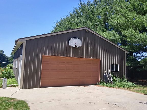 4th image of 69582 Red Oak Trl