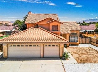 12821 Sundown Rd, Victorville, CA 92392