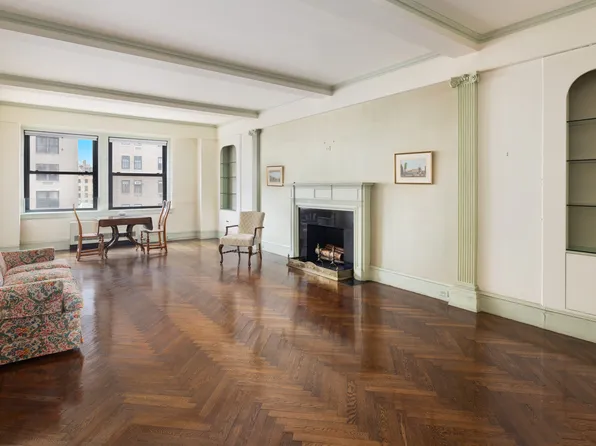 1165 Park Avenue 10A image 1 of 11