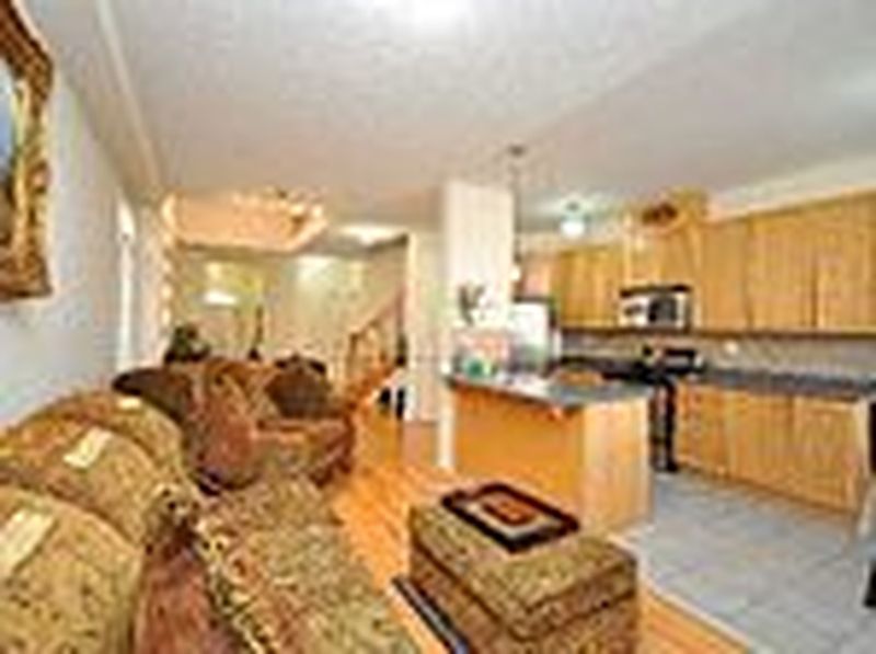 Brampton House for rent - 3 Bedrooms — photo 11