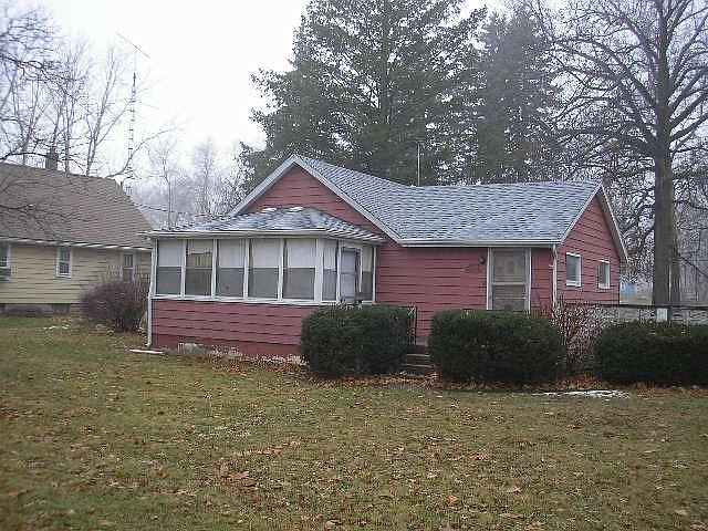 1st image of 2926 Vinton Ave