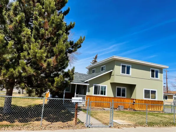 255 W Park St, Powell, WY 82435