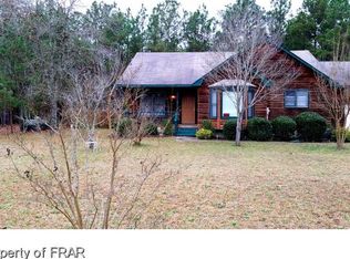 138 Hickory Dr, Raeford, NC 28376