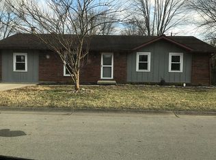 323 Linnwood Ave, Sellersburg, IN 47172