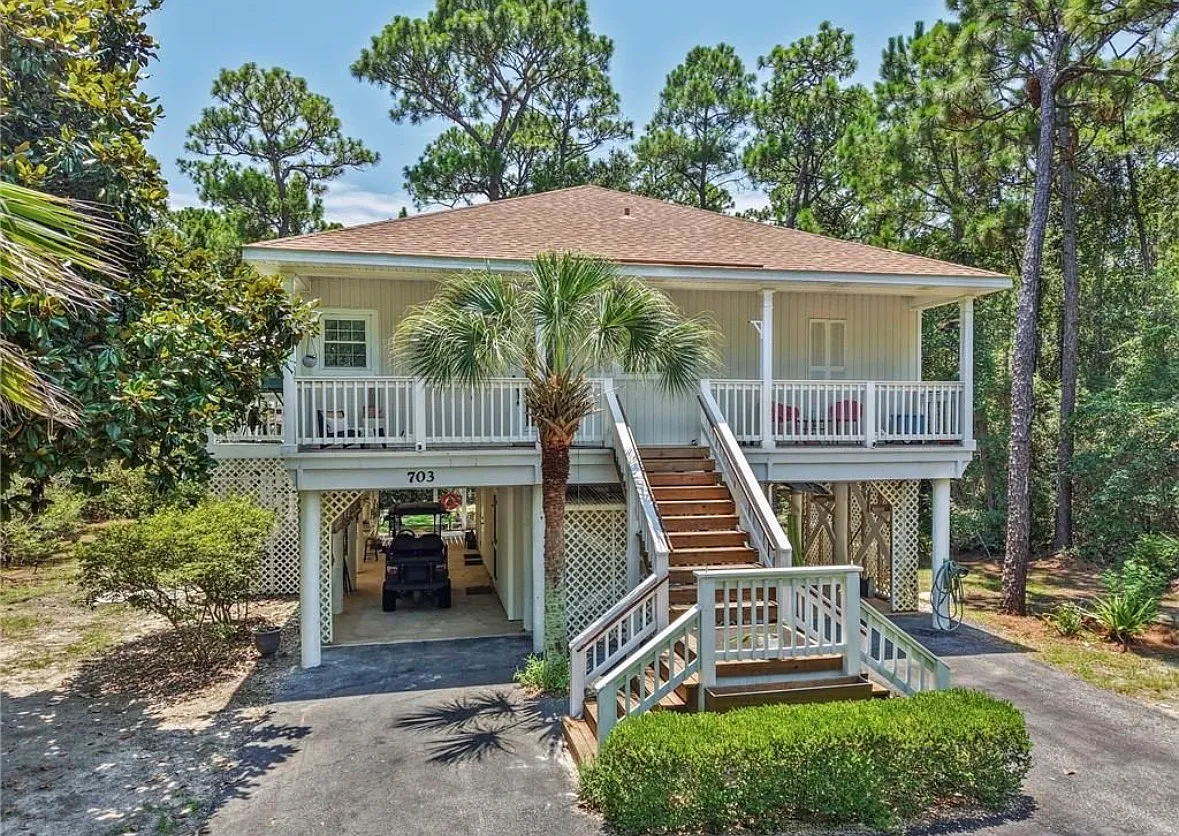 3 bed, 2.5 bath, 1581 sqft, $3,550 — Photo 1