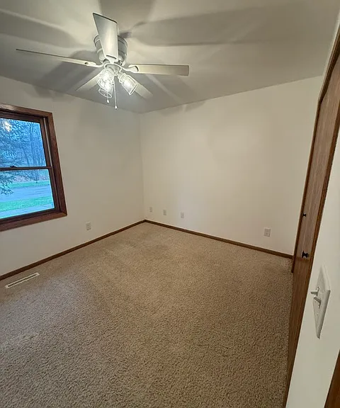 1114 Duck Creek Dr — Photo 14