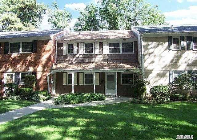 1st image of 954 Village Dr