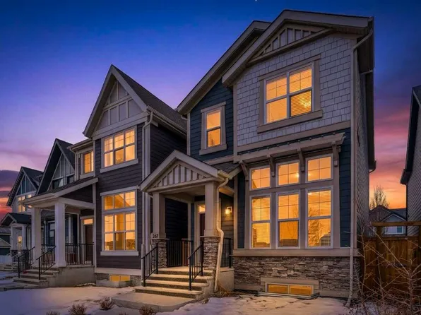 261 N Masters Rd SE, Calgary, AB T3M 3A1