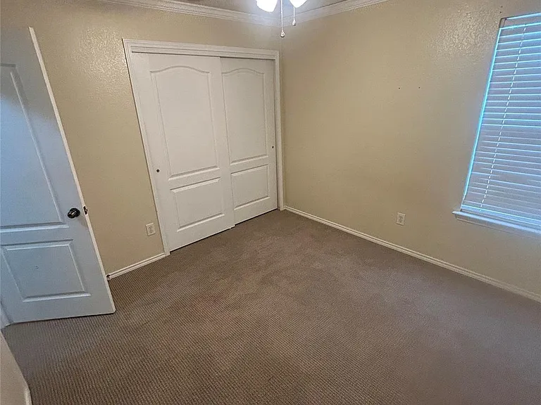 731 Abundance Ln — Photo 16